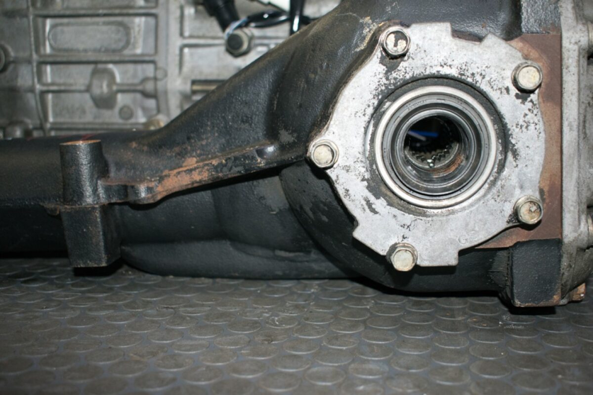 スバルGC8WRX stiリアデフ NEW 08-14 SUBARU WRX STI R180 REAR DIFFERENTIAL ASSEMBLY