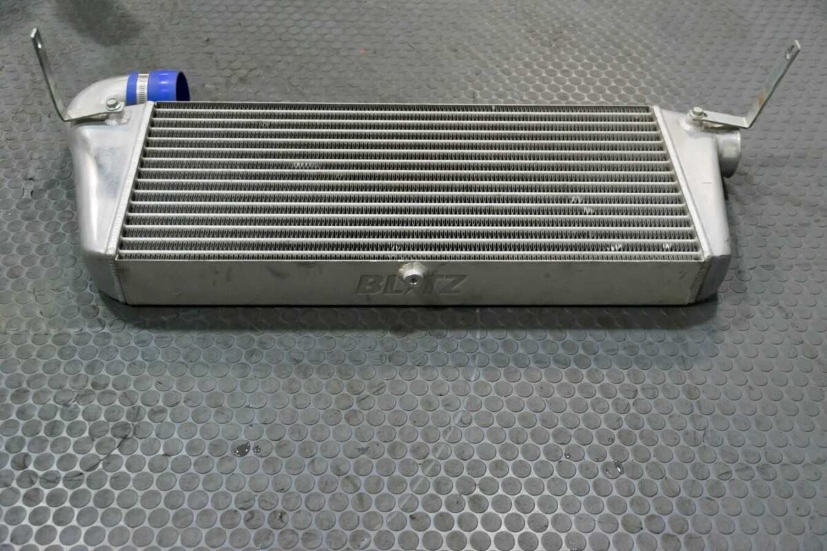 Used Blitz SE Front Mount Intercooler for ER34 Nissan Skyline GTT J
