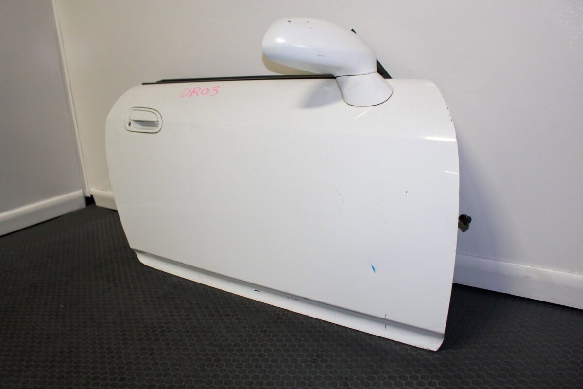 AP1 AP2 Honda S2000 JDM OEM Drivers Right Side Door Assembly White