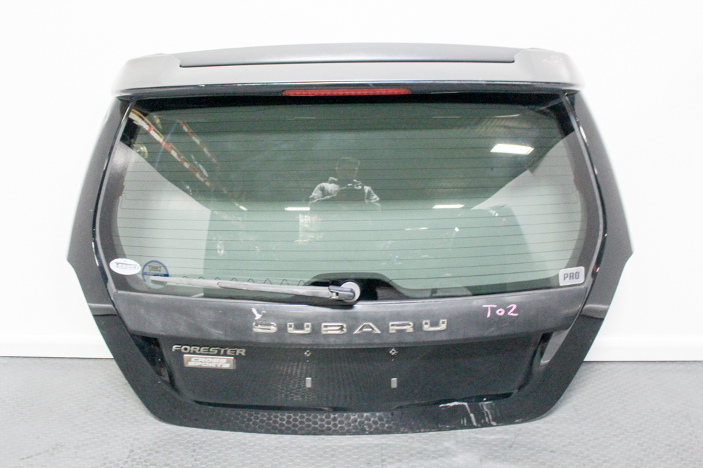 JDM Subaru Forester SG9 Cross Sport Liftgate Glass Spoiler
