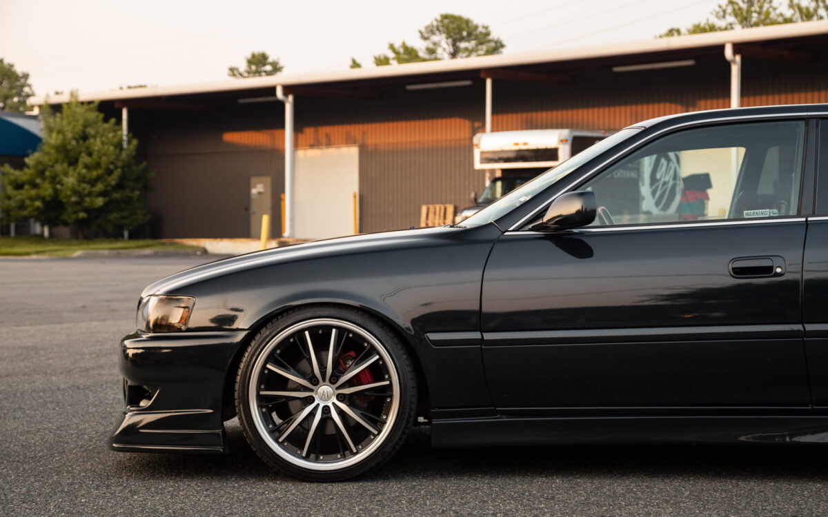 Toyota Chaser JZX100 Turbo 5 Speed RWD powered by 1JZ-GTE.