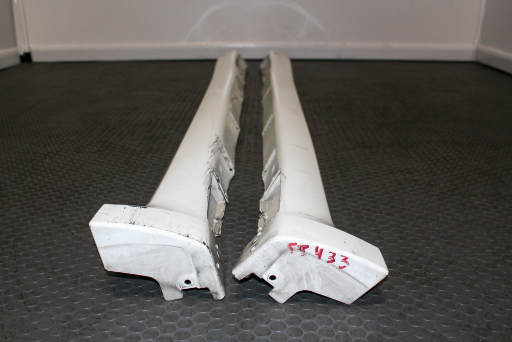 white color subaru forester sg5 sg9 rocker panels