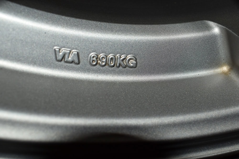 Work Emotion XT7 18x7.5 Wheels – 5x114.3 +48 Offset Alloy Rims