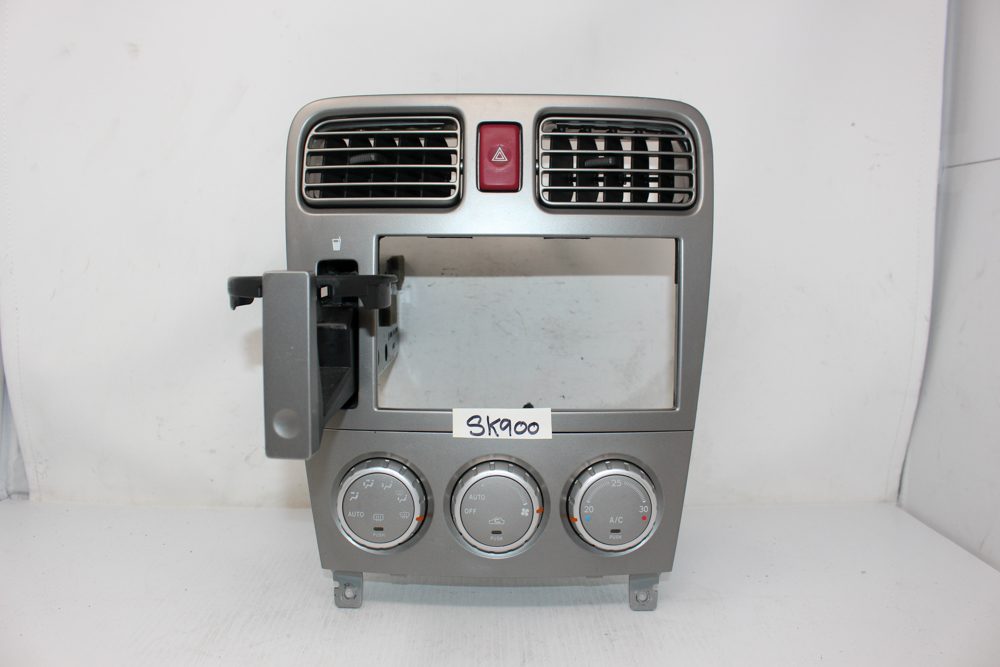 72311SA070 SUBARU FORESTER STI SG9 CLIMATE CONTROL BEZEL