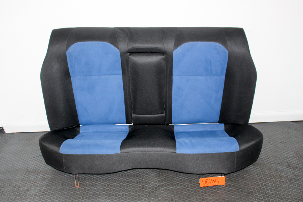 2004-2005 Subaru WRX STI V8 rear seats with center armrest