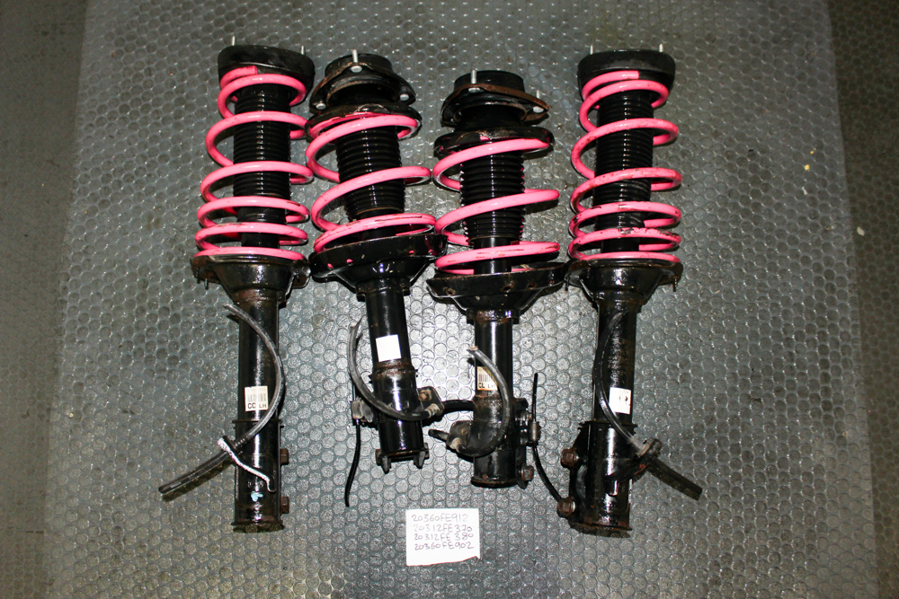 IMG_9270 Subaru STI rear struts 20360FE912 and 20360FE902